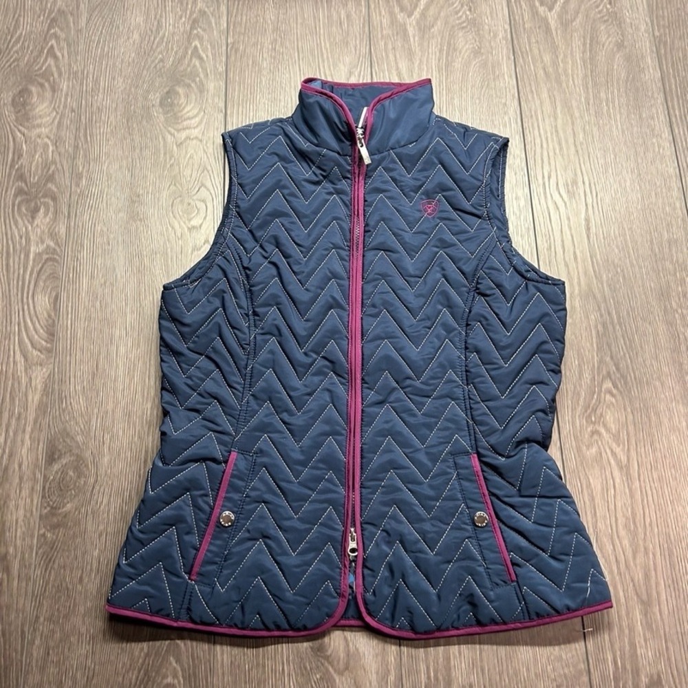 Ariat Womens Navy Blue Quilted Chevron Full Zip Equestrian Vest Small 9773